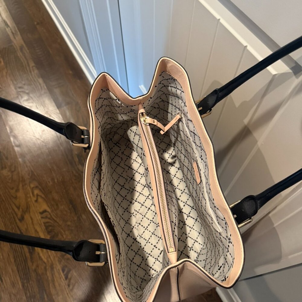 Kate Spade Tote - Picture 3 of 3